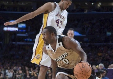 Una estrella de la NBA, detenido por organizar partidas de póker ilegales en su mansión