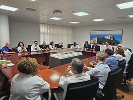 Firma del convenio colectivo del Hospital de la Ribera de Alzira.