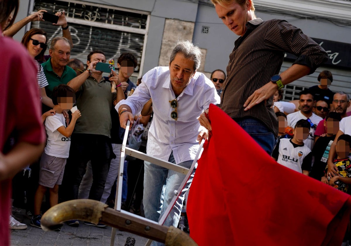 Vicente Barrera durante un encierro taurino infantil 2024.