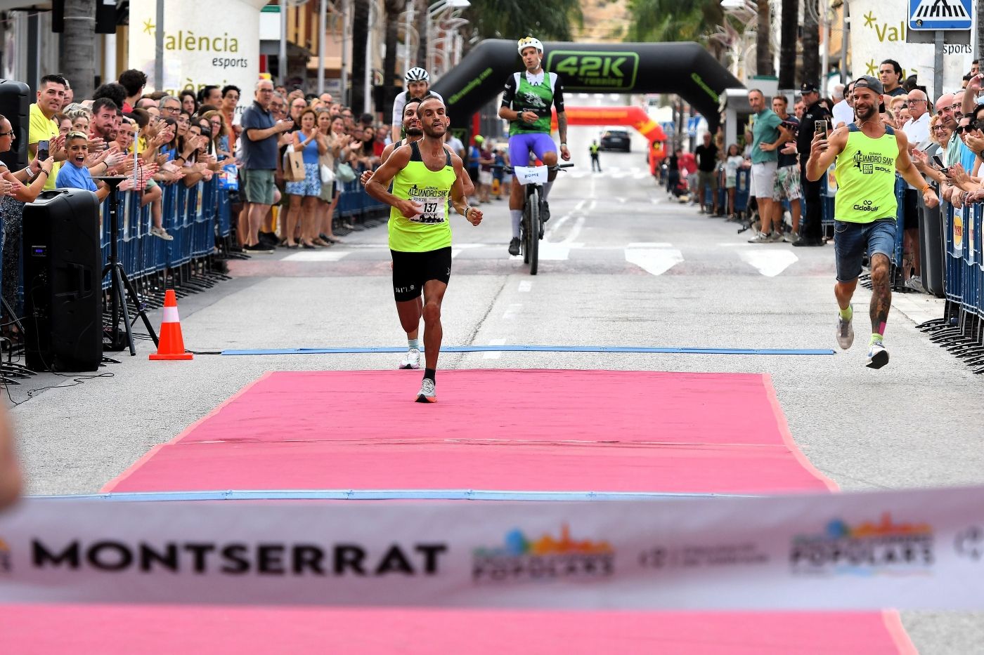 Búscate en la X 10K de Montserrat