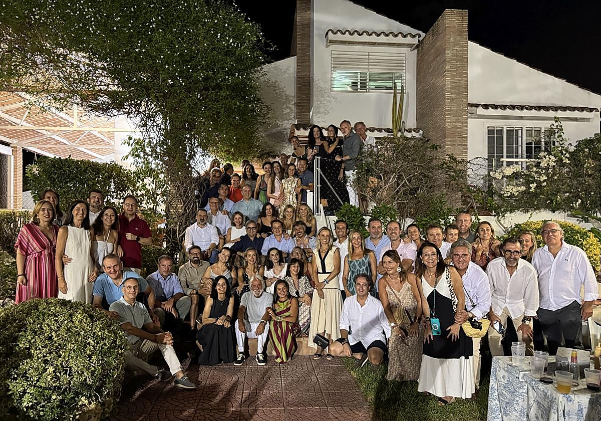 Invitados a la fiesta organizada por los hermanos Jordán.