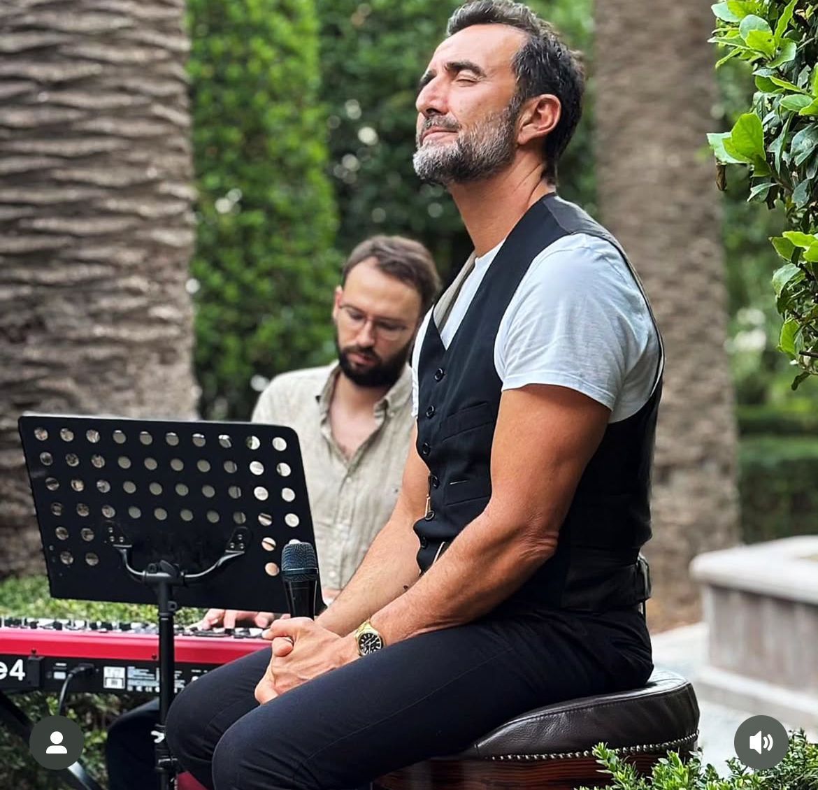Javier Botella en un concierto en la terraza del Westin.