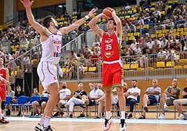 Nate Reuvers, durante un partido con su selección.