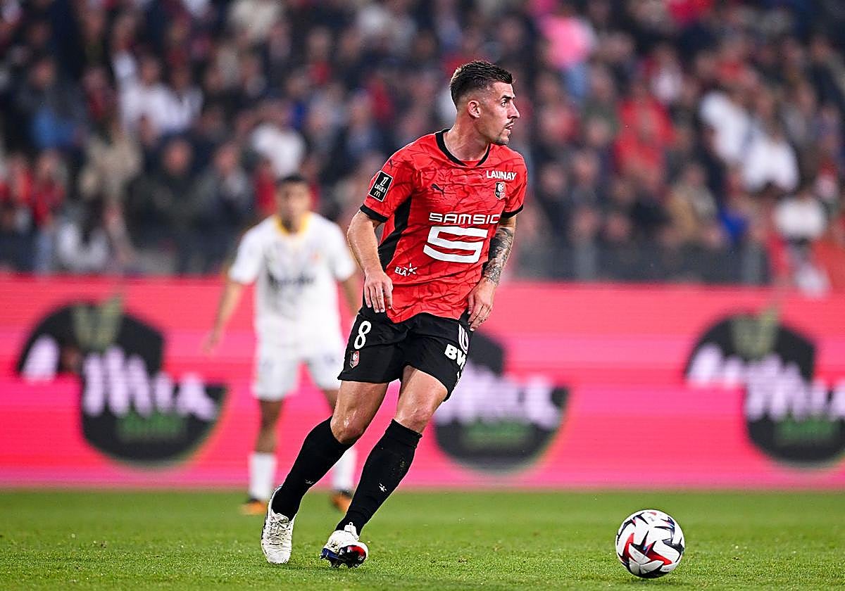 Baptiste Santamaria, en un partido con el Rennes.