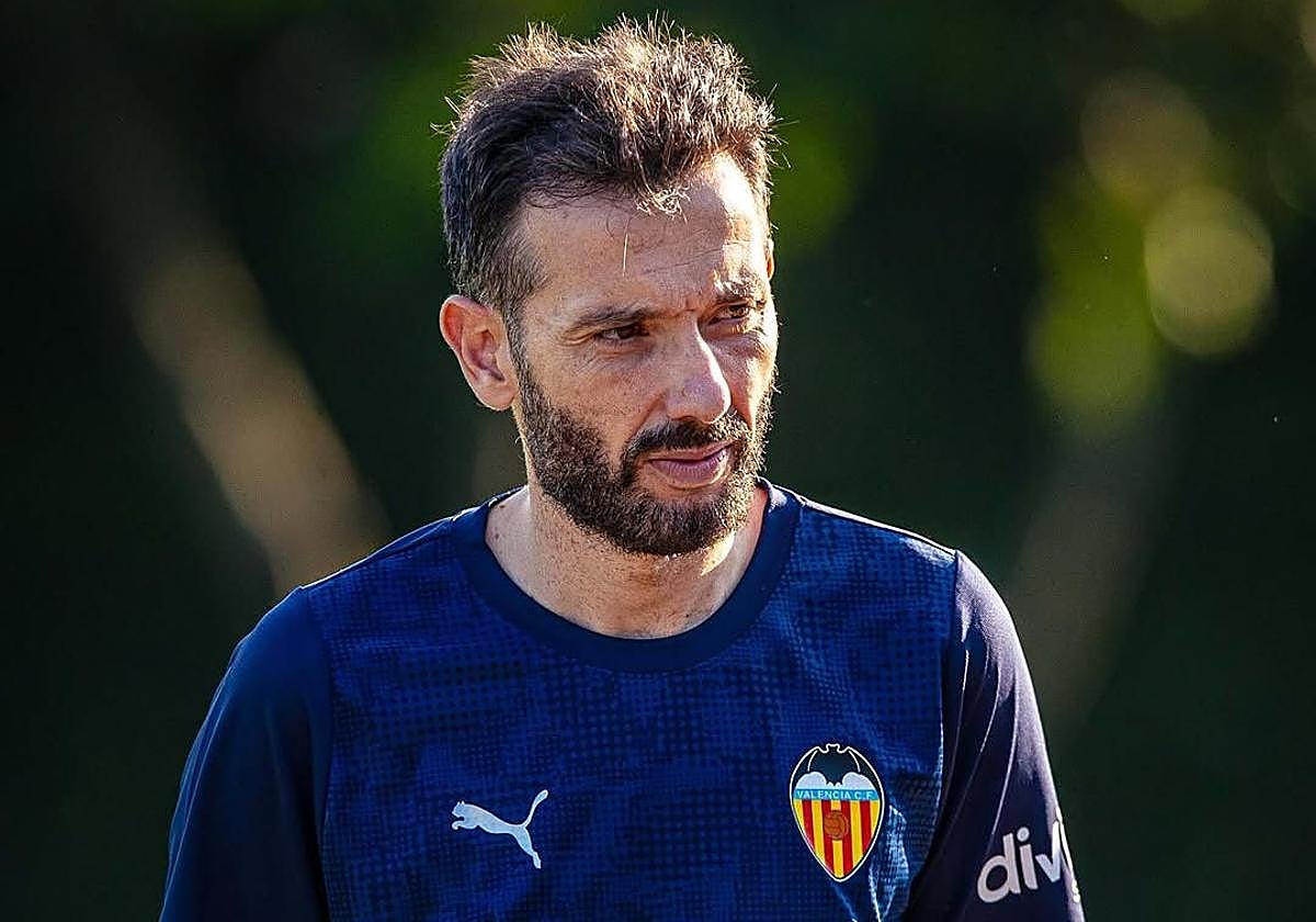 Carlos Corberán, en el 'stage' de pretemporada en Girona.