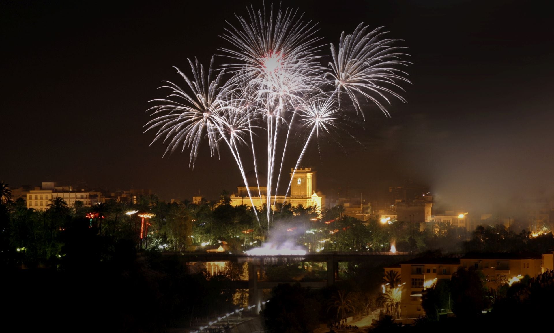 Programa completo de las Fiestas de agosto en Elche 2025