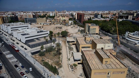 Adiós al histórico 'skyline' de la antigua Fe de Valencia