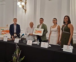 Presentación del cupón conmemorativo.