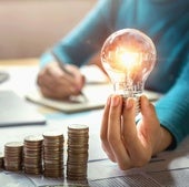 El precio de la luz baja este sábado.