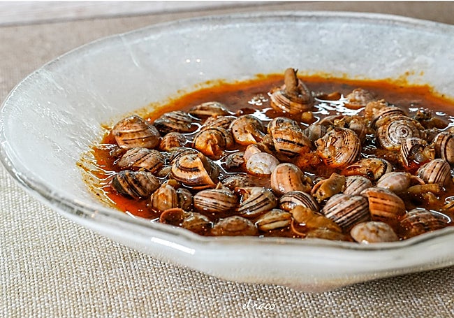 Ración de caracoles a la valenciana.