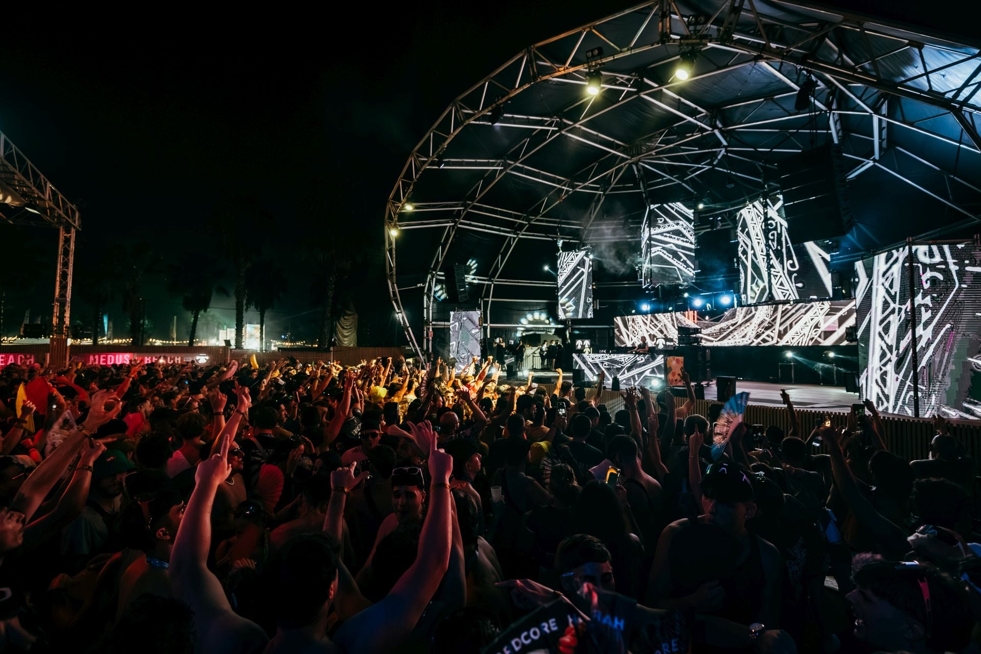 Medusa Festival 2025: Más de 56.000 personas disfrutan hasta la madrugada en Cullera