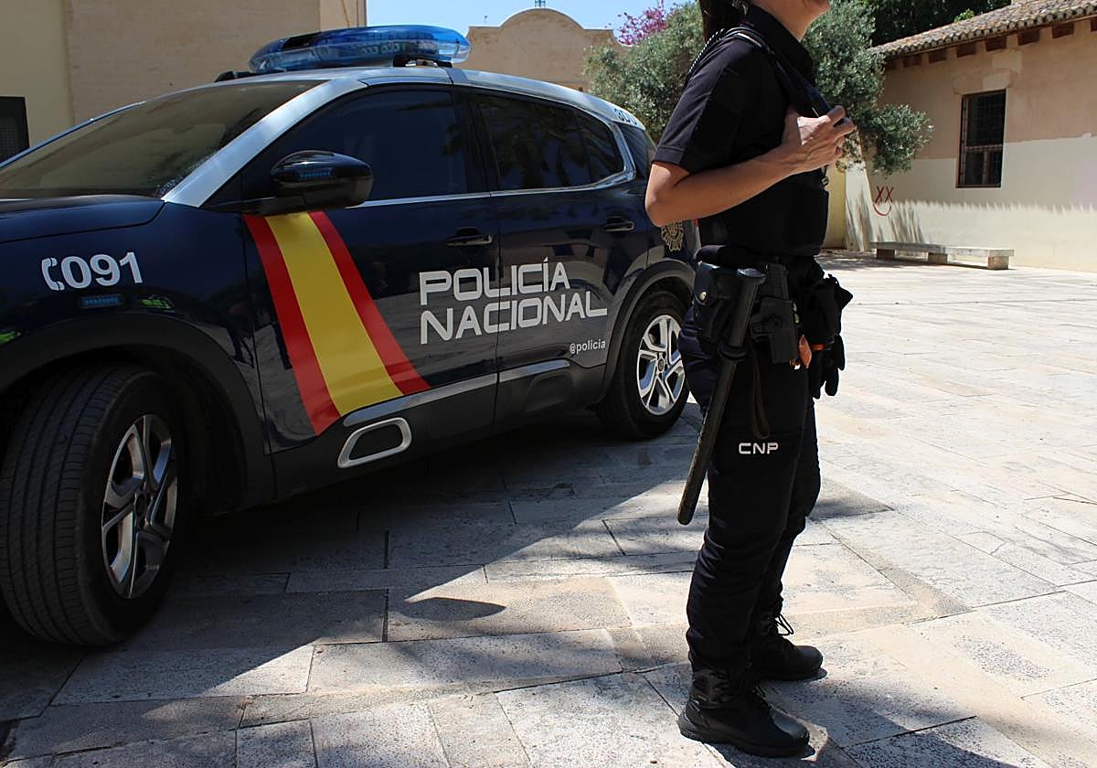 Detenido un hombre tras agredir a su mujer en una habitación de un hotel de Valencia