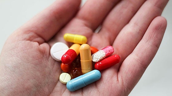 La despensa se llena de suplementos alimentarios: para qué sirve cada uno (si es que sirven para algo)