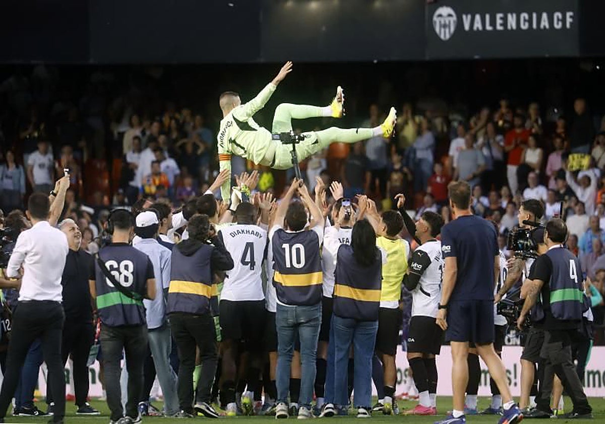 Jaume Doménech, en su despedida en Mestalla