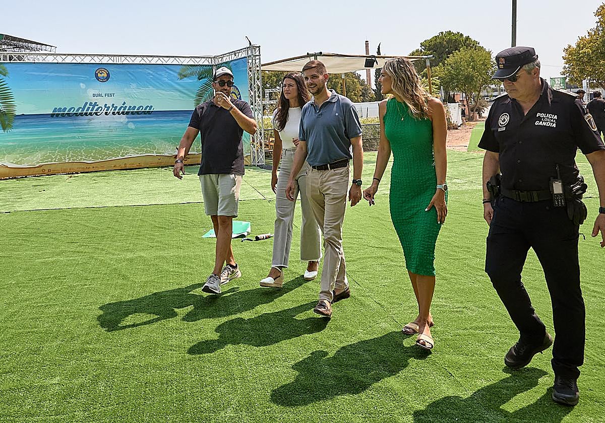 Visita al recinto del festival Mediterránea en Gandia.