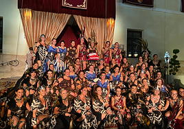 Integrantes de Guardianas de Sibila que recogieron la capitanía cristiana.