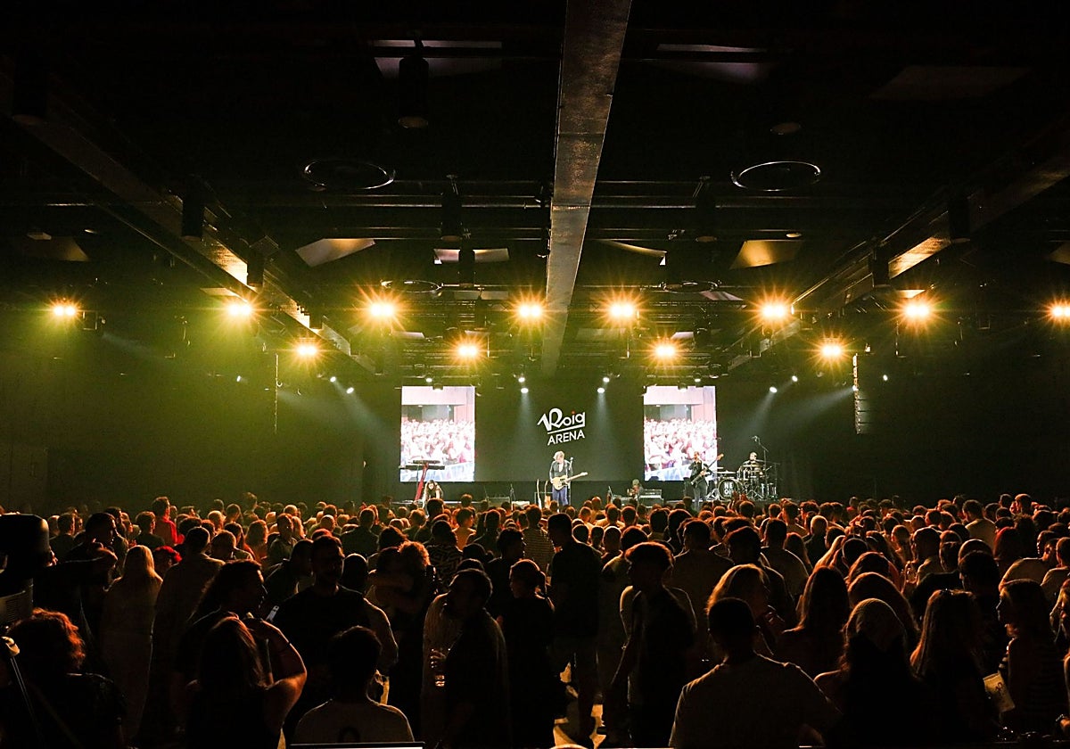 Concierto que acogió a 2.000 personas en el Roig Arena este miércoles.