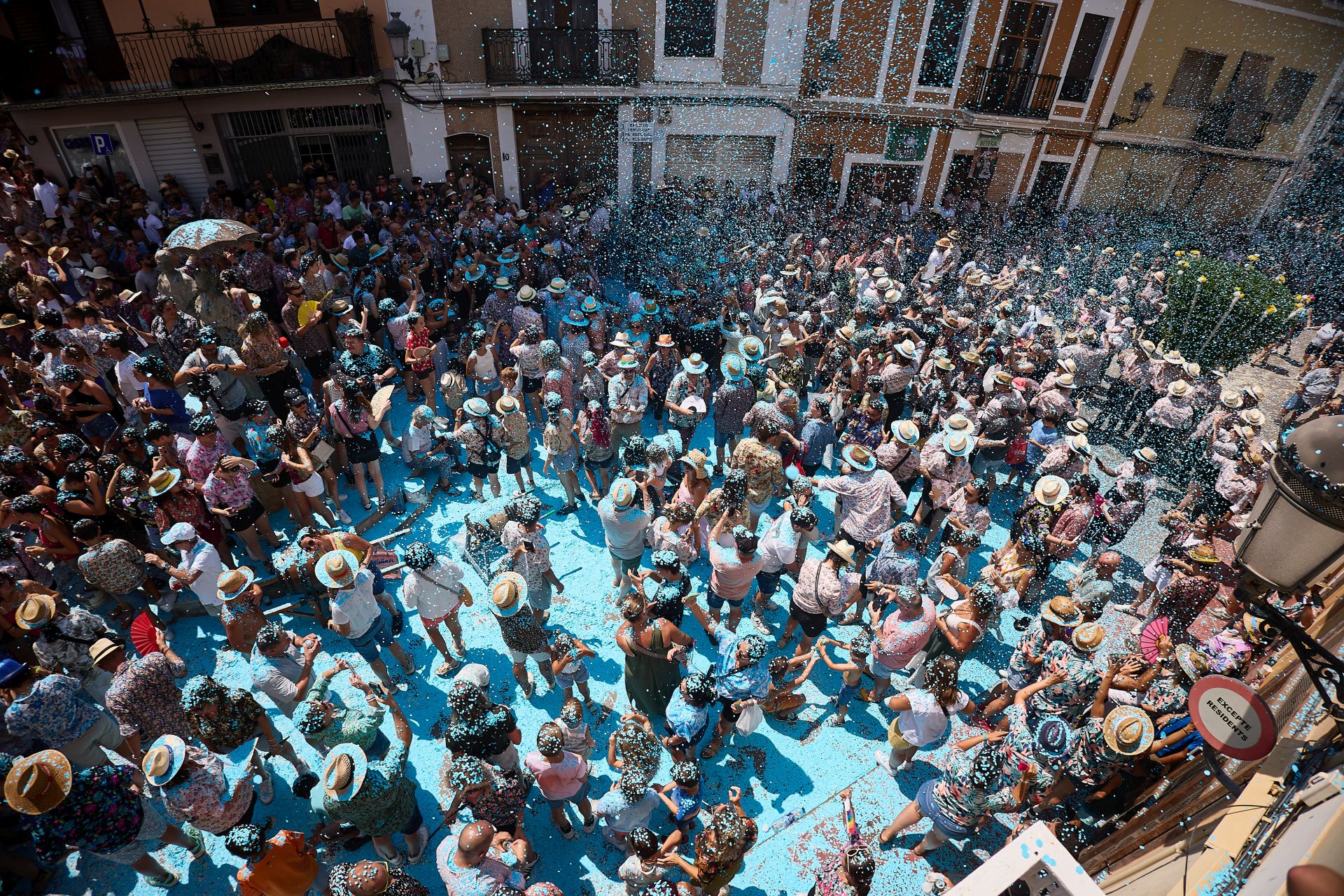 Color, calor, música y &#039;alfàbegues&#039; en Bétera