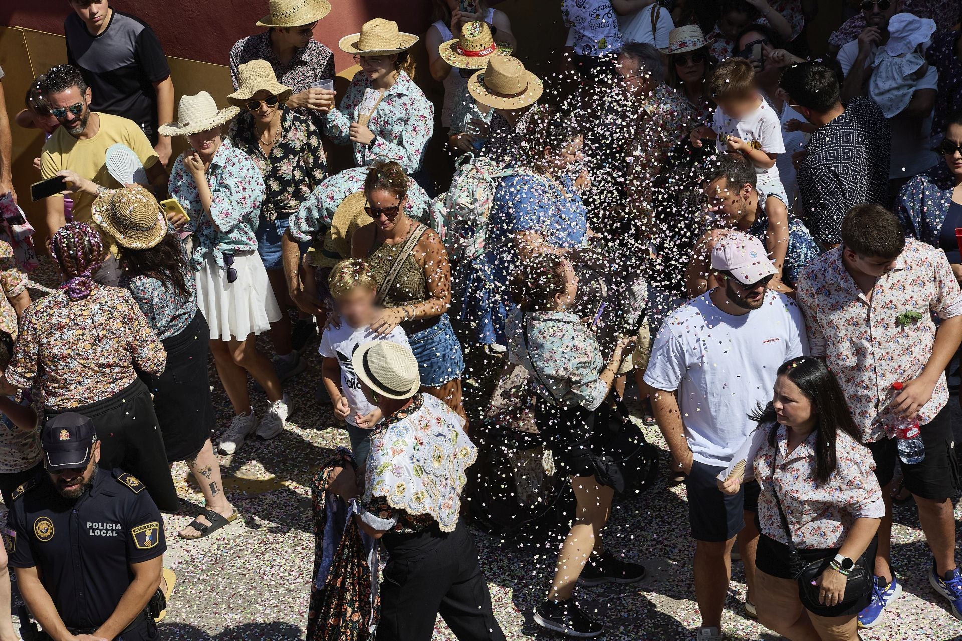 Color, calor, música y &#039;alfàbegues&#039; en Bétera