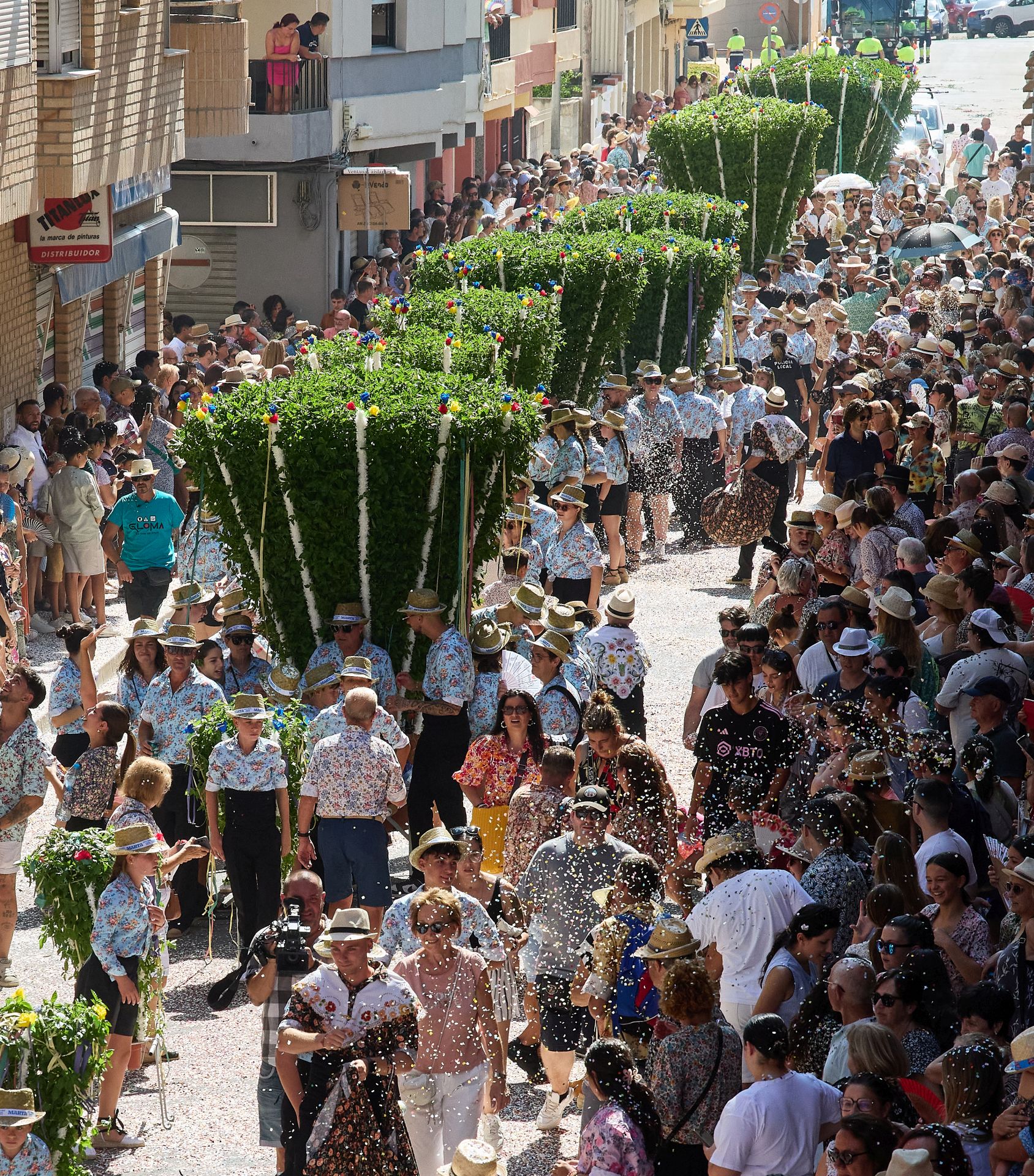 Color, calor, música y &#039;alfàbegues&#039; en Bétera
