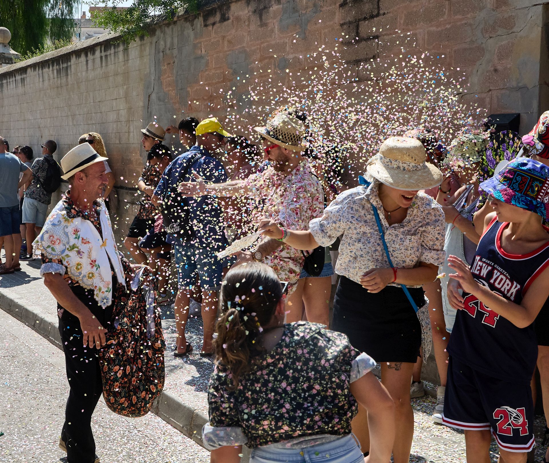 Color, calor, música y &#039;alfàbegues&#039; en Bétera