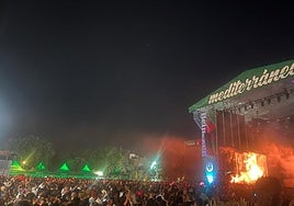 Gandia baila contra el calor