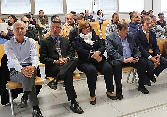 Algunos de los acusados, antes de la lectura del fallo de la sentencia.