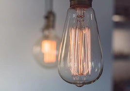 Una bombilla, en imagen de archivo.