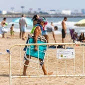 La misteriosa playa de Valencia contaminada y limpia a la vez