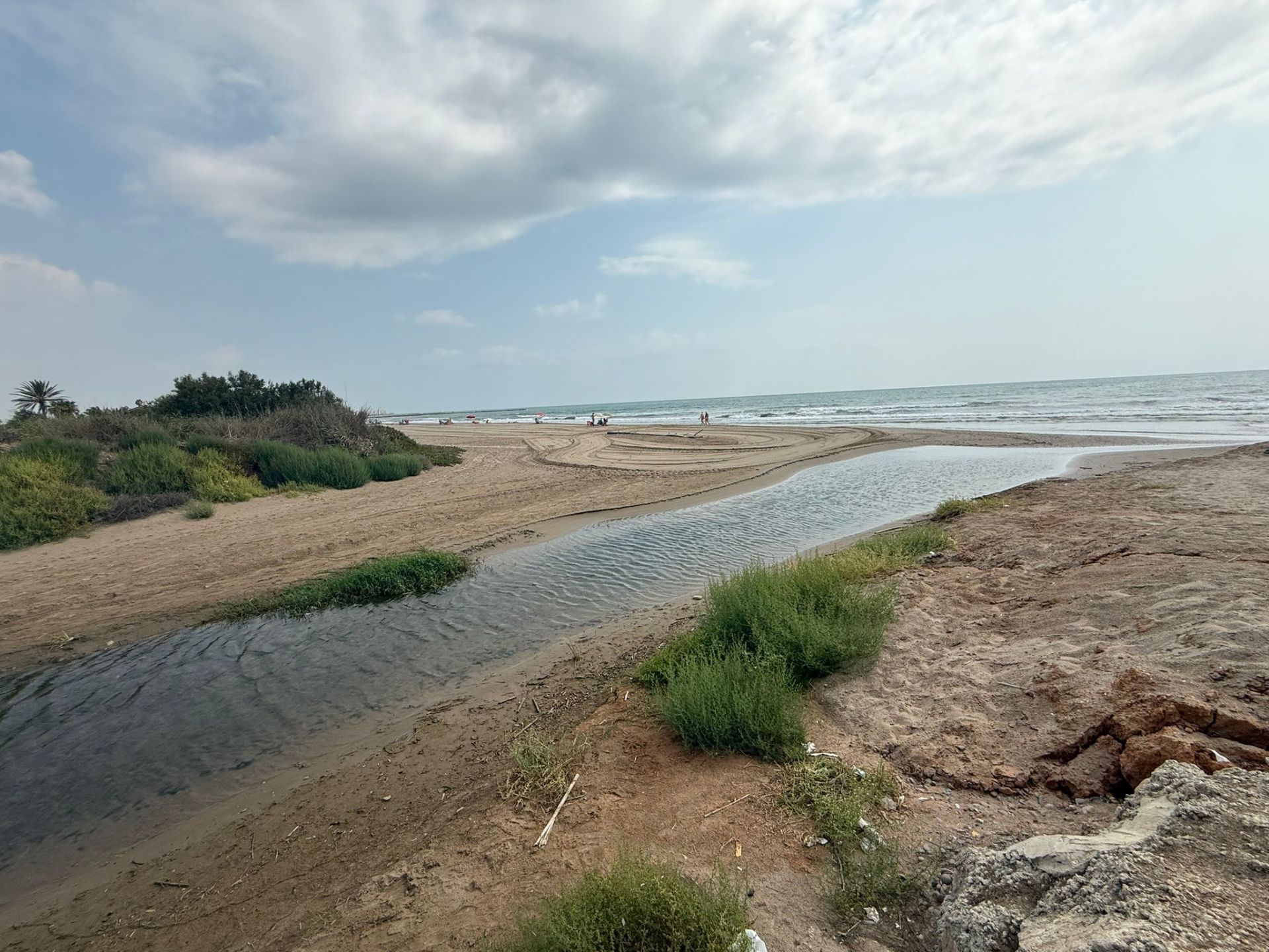 FOTOS | Cierran parte de la playa de Port Saplaya