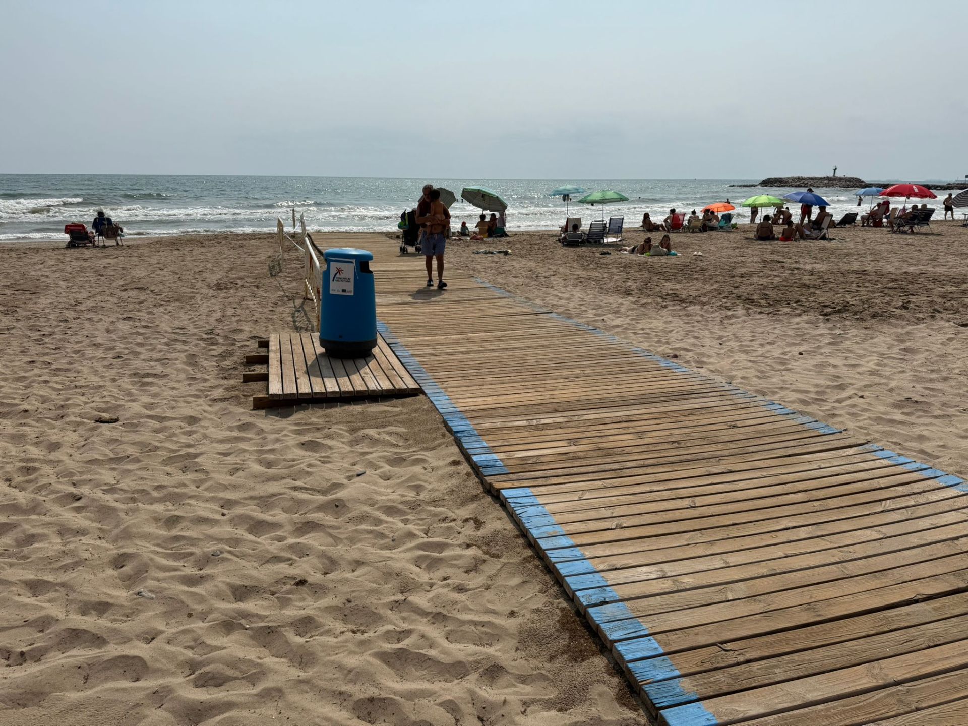 FOTOS | Cierran parte de la playa de Port Saplaya