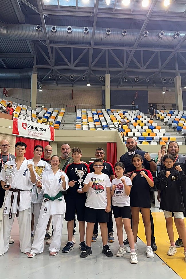 El club de Karate, Más Oyama tras conseguir varios podios en el Campeonato de España.