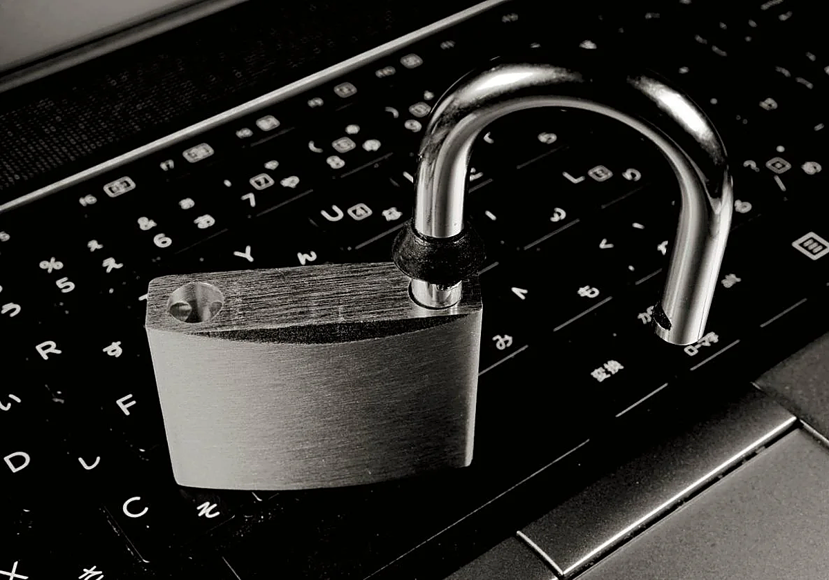 Álvarez-Pallete, expresidente de Telefónica: «Cada vez que aceptamos las cookies de una web entregamos fragmentos de nuestra vida»