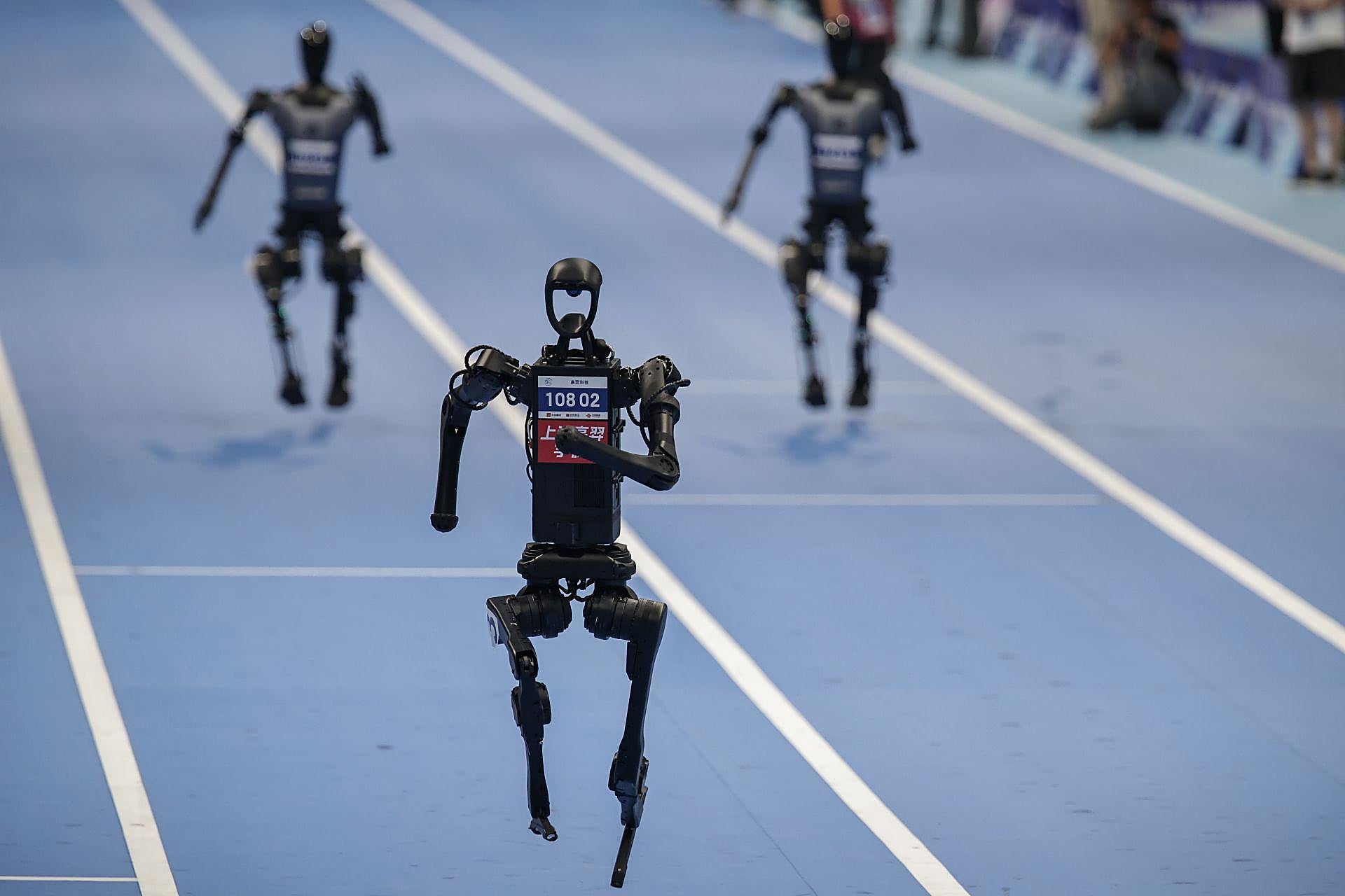 Celebración de las primeras Olimpiadas de robots en Pekín