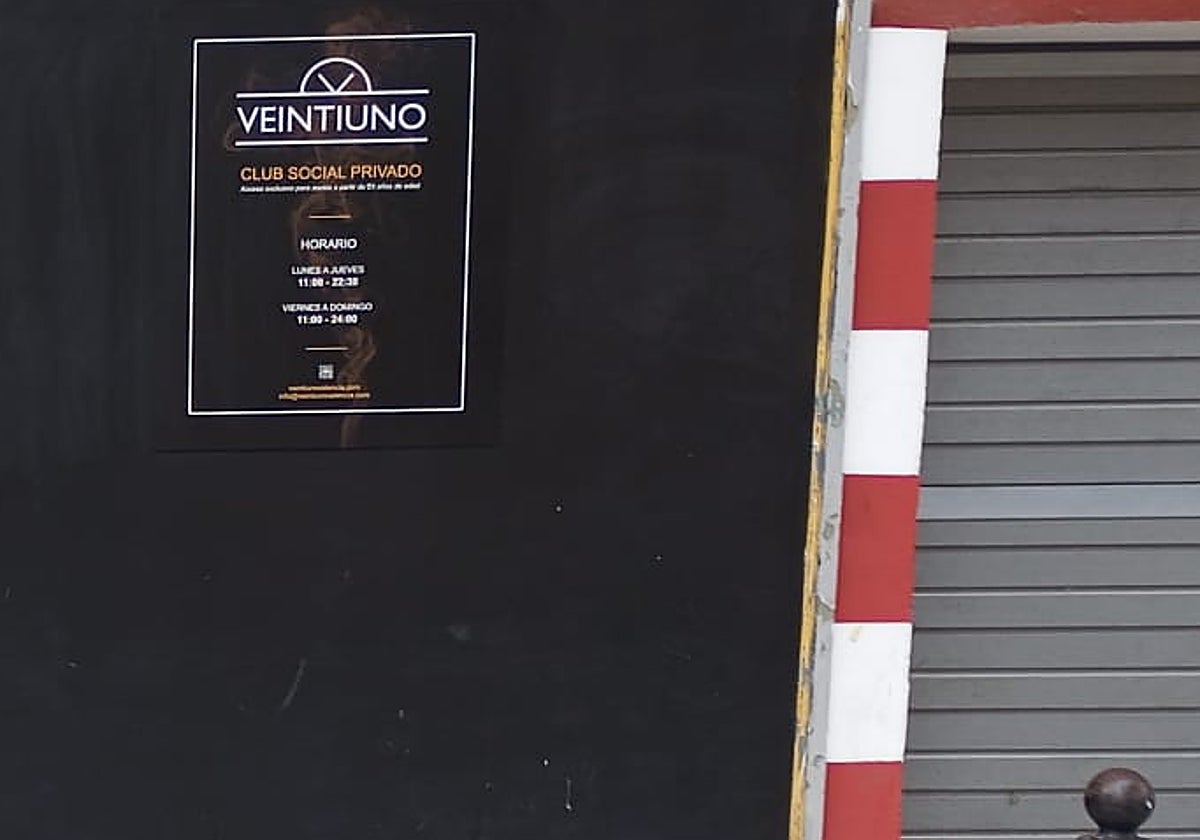 Fachada del Club Social Ventiuno.