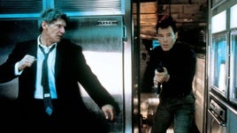Qué películas ver hoy viernes en televisión: de una de acción con Harrison Ford a un oscarizado clásico familiar