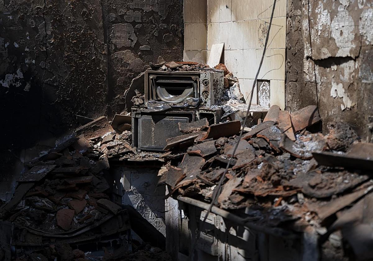 Daños producidos por uin incendio forestal.