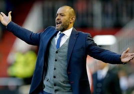 Nuno Espíritu Santo durante un encuentro con el Valencia.