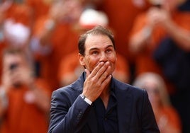 Rafa Nadal durante el homenaje en París en su retirada.