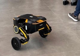 Unos los robots que participaron en los ARME Awards.