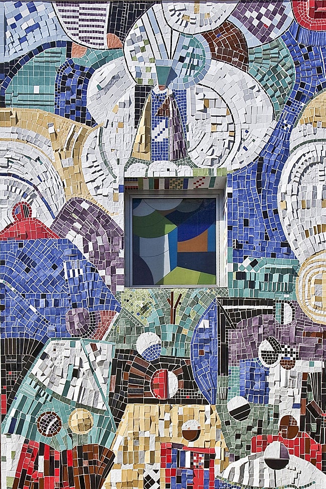 Tabla cerámica de Nassio en la iglesia de Gandia.