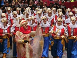 Desfile de Moros y Cristianos en Villena