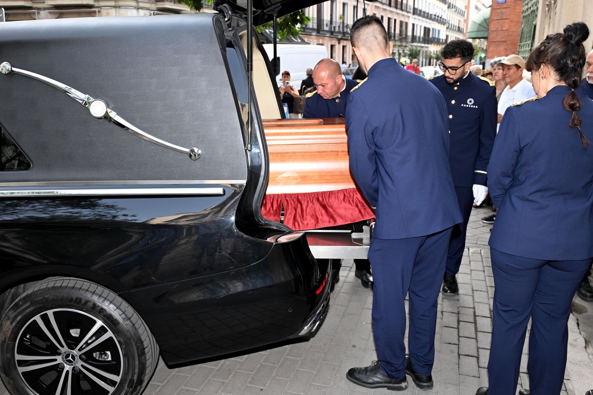 Fotos: desfile de famosos para dar el último adiós a Manolo de la Calva (Dúo Dinámico)