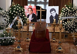 Fotos: desfile de famosos para dar el último adiós a Manolo de la Calva (Dúo Dinámico)