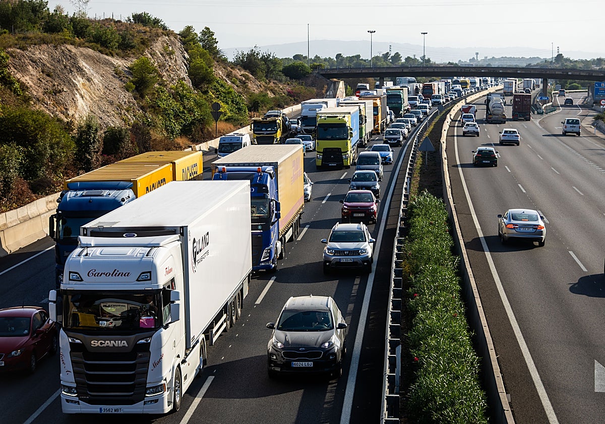 Atasco esta semana por un accidente múltiple en el bypass