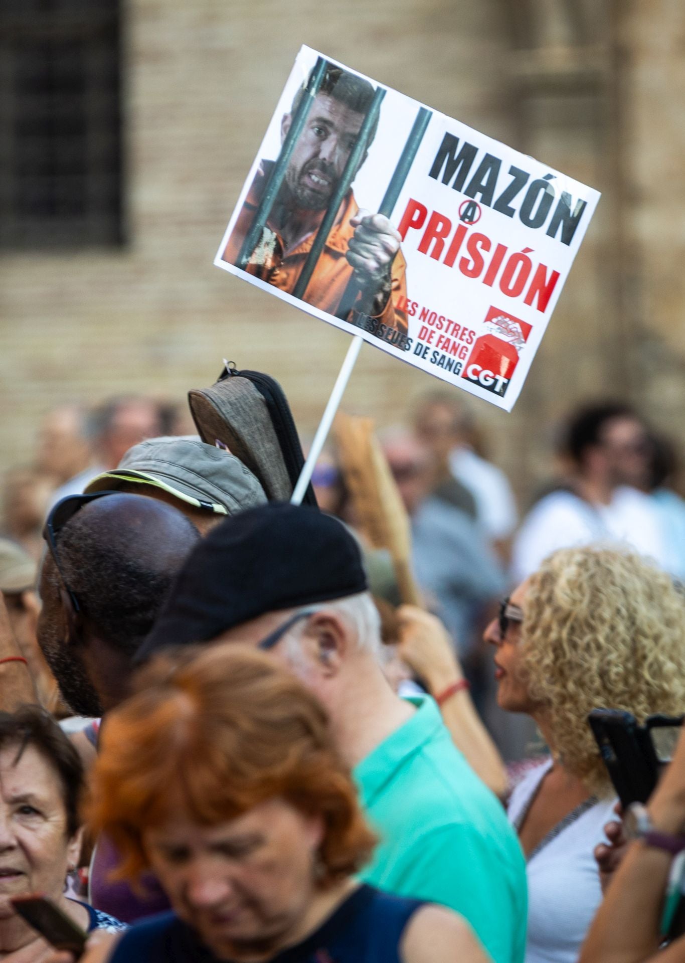 FOTOS | La décima manifestación contra Mazón en Valencia, diez meses después de la dana