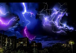 La tormenta eléctrica del jueves 28 por la noche captada desde Chiva.