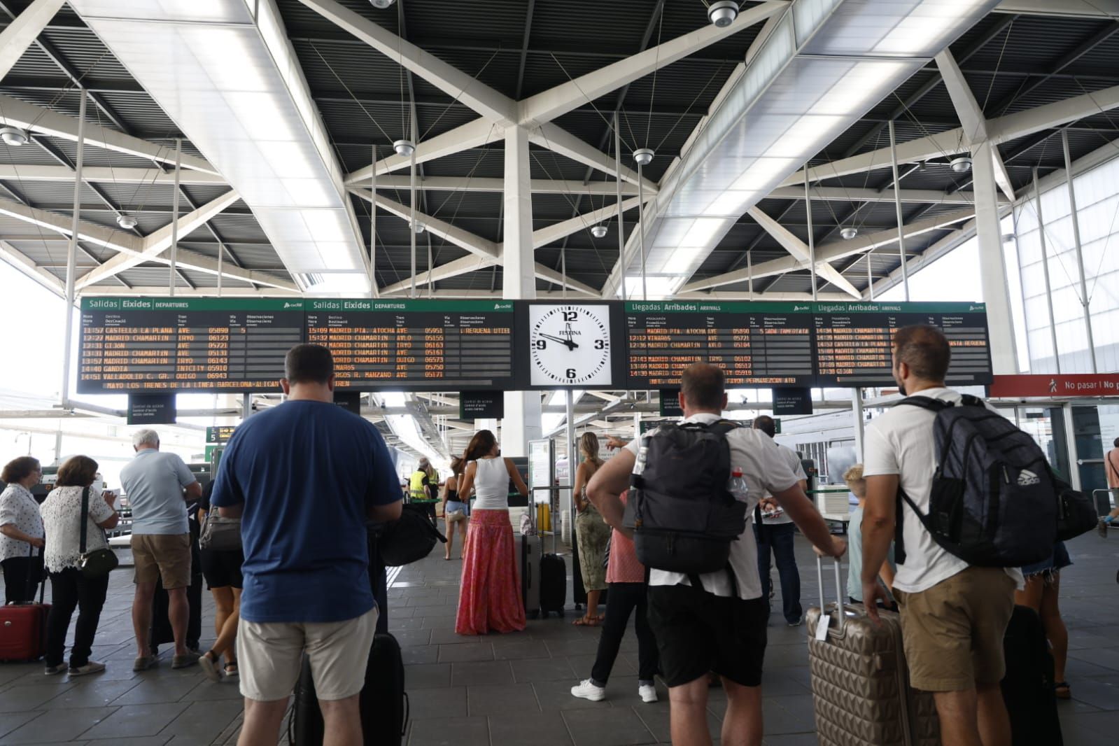 Comienza la operación retorno en Valencia