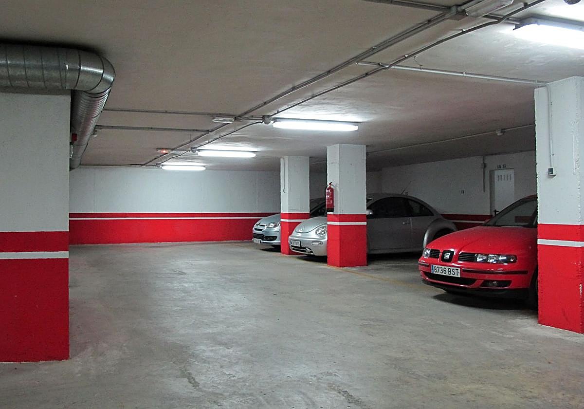 Interior de un garaje, en una imagen de archivo.