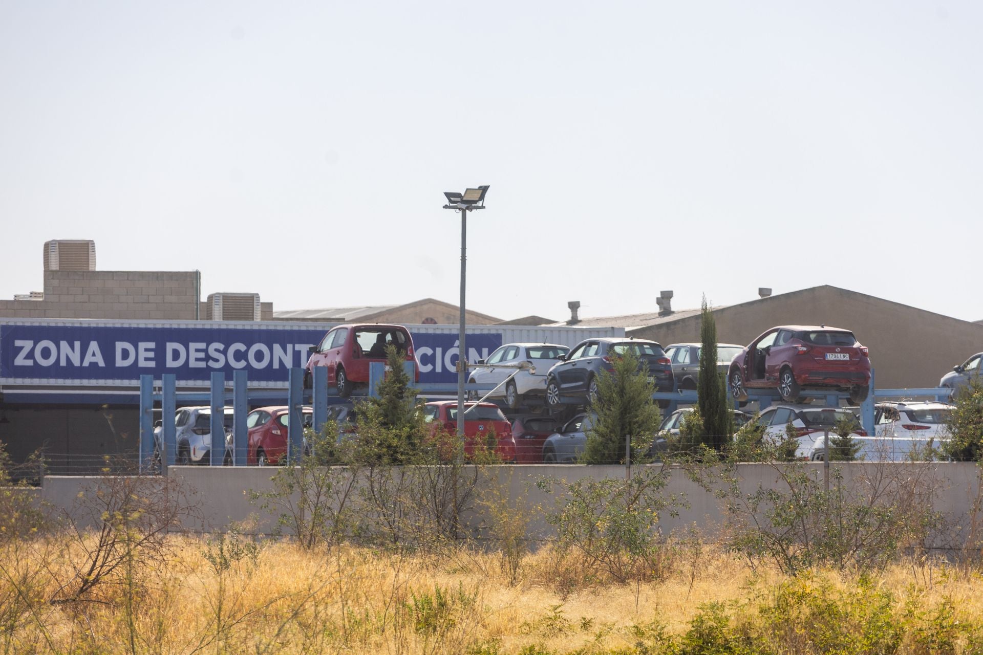 Incendio en un desguace de Quart de Poblet